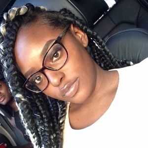 Meet your Posher, Tierra